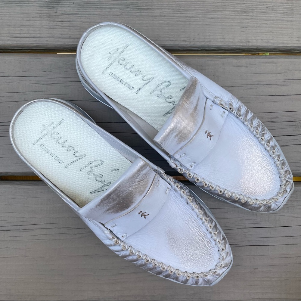 Henry Beguelin distressed silver leather moc toe slides size 38